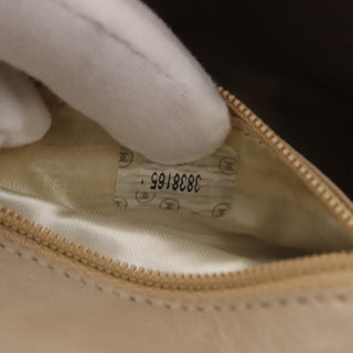 Chanel Kiss lock shoulder bag Leather