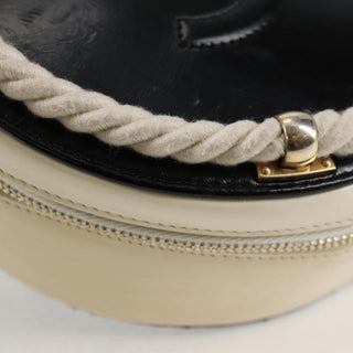 Chanel En Vogue Round Bag Crumpled Calfskin