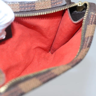 Louis Vuitton Marais Bucket Zip Pouch Damier