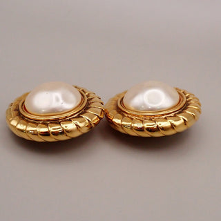 Chanel Vintage Round Clip-On Earrings Metal with Faux Pearl