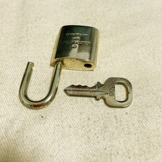 Louis Vuitton Cadenas Bag Charm Gold-plated