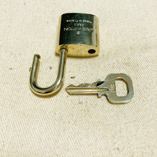 Louis Vuitton Cadenas Bag Charm Gold-plated