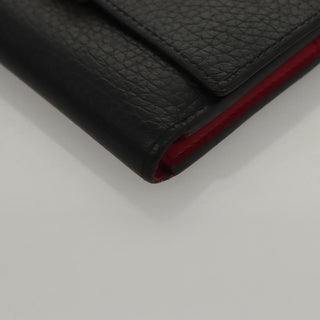 Louis Vuitton Capucines Compact wallet Leather