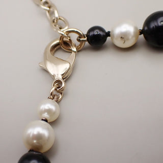 Chanel CC Logo Chain Pendant Necklace Imitation Pearl Imitation pearl with Gold-Plated and Beads