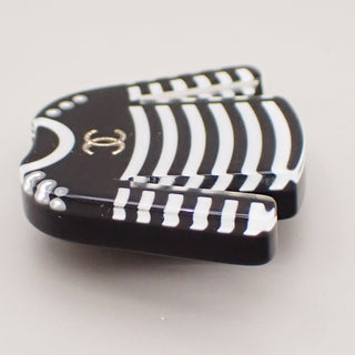 Chanel CC Logo Sweater Clothes Motif Pin Brooch Plastic