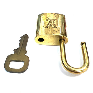 Louis Vuitton Cadenas Bag Charm Gold-plated