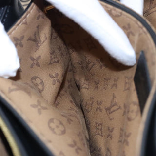 Louis Vuitton Rendez-Vous Handbag Leather