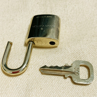 Louis Vuitton Cadenas Bag Charm Gold-plated