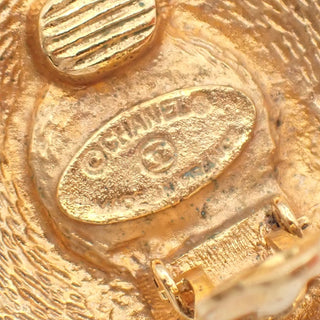 Chanel Vintage Round Clip-On Earrings Metal with Faux Pearl