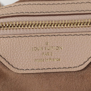 Louis Vuitton XL Hobo Mahina Leather