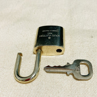 Louis Vuitton Cadenas Bag Charm Gold-plated