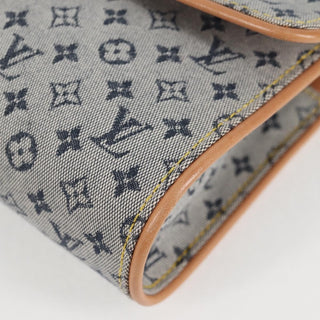 Louis Vuitton Camille Handbag Mini Lin