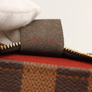 Louis Vuitton Trousse Make Up Bag Damier