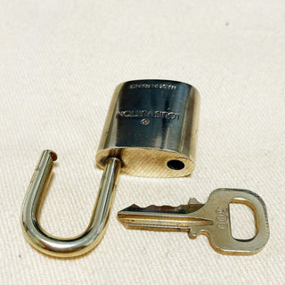 Louis Vuitton Cadenas Bag Charm Gold-plated