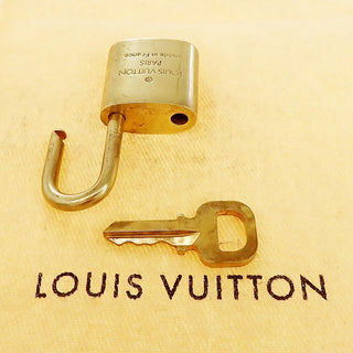Louis Vuitton Cadenas Bag Charm Gold-plated