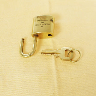 Louis Vuitton Cadenas Bag Charm Gold-plated