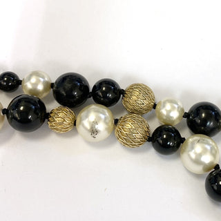 Chanel CC Logo Chain Pendant Necklace Imitation Pearl Imitation pearl with Gold-Plated and Beads