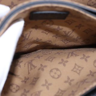Louis Vuitton Rendez-Vous Handbag Leather