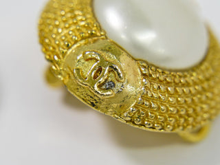 Chanel Vintage Round Clip-On Embellished Metal with Faux Pearl