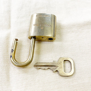 Louis Vuitton Cadenas Bag Charm Gold-plated