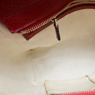 Gucci Swing Crossbody Bag Pebbled Leather
