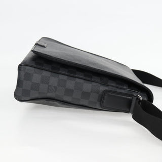 Louis Vuitton District Messenger Bag Damier Graphite