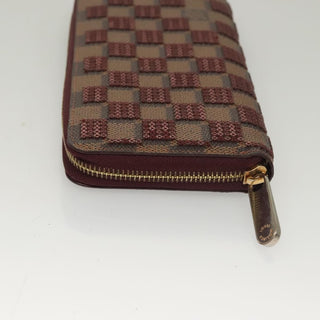 Louis Vuitton Zippy Wallet NM Damier