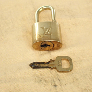 Louis Vuitton Cadenas Bag Charm Gold-plated