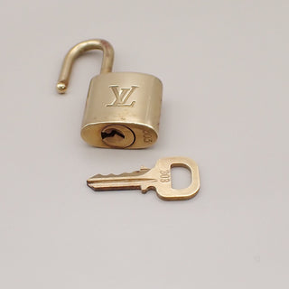 Louis Vuitton Cadenas Bag Charm Gold-plated