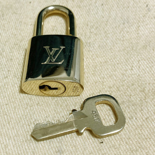 Louis Vuitton Cadenas Bag Charm Gold-plated