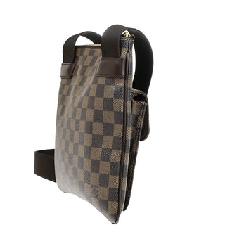 Louis Vuitton Pochette Melville Damier