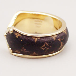 Louis Vuitton Berg Sweet Monogram Ring Metal with Enamel