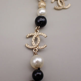 Chanel CC Logo Chain Pendant Necklace Imitation Pearl Imitation pearl with Gold-Plated and Beads