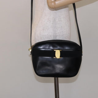 Salvatore Ferragamo Vala Shoulder Bag Leather