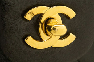 Chanel - Timeless Classic Flap - Chanel Timeless Classic Flap