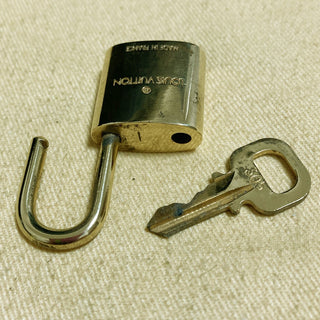Louis Vuitton Cadenas Bag Charm Gold-plated