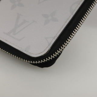Louis Vuitton Zippy wallet vertical Taiga leather