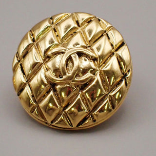 Chanel Vintage CC Quilted Round Button Clip-On Earrings Metal