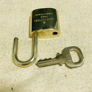 Louis Vuitton Cadenas Bag Charm Gold-plated