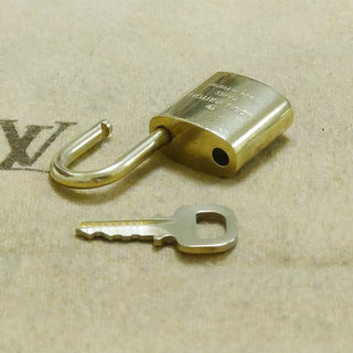 Louis Vuitton Cadenas Bag Charm Gold-plated
