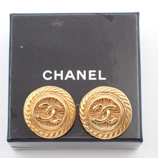 Chanel Vintage CC Round Button Clip-On Earrings Metal