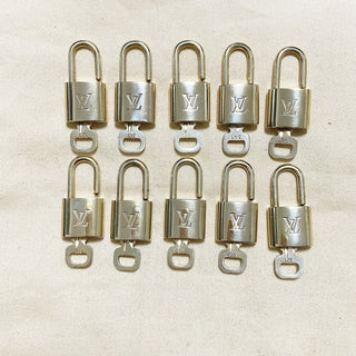 Louis Vuitton Cadenas Bag Charm Gold-plated
