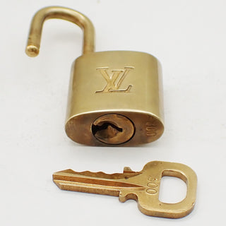 Louis Vuitton Cadenas Bag Charm Gold-plated