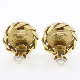 Chanel Vintage Round CC Clip-On Earring Metal