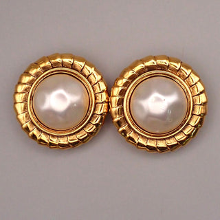 Chanel Vintage Round Clip-On Earrings Metal with Faux Pearl