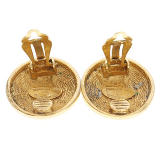 Chanel Vintage CC Quilted Round Button Clip-On Earrings Metal
