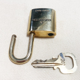 Louis Vuitton Cadenas Bag Charm Gold-plated
