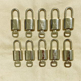 Louis Vuitton Cadenas Bag Charm Gold-plated