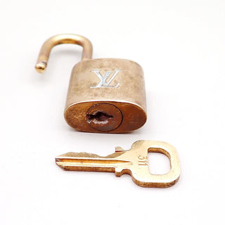 Louis Vuitton Cadenas Bag Charm Gold-plated