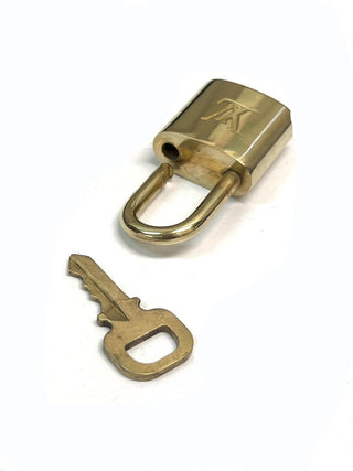 Louis Vuitton Cadenas Bag Charm Gold-plated